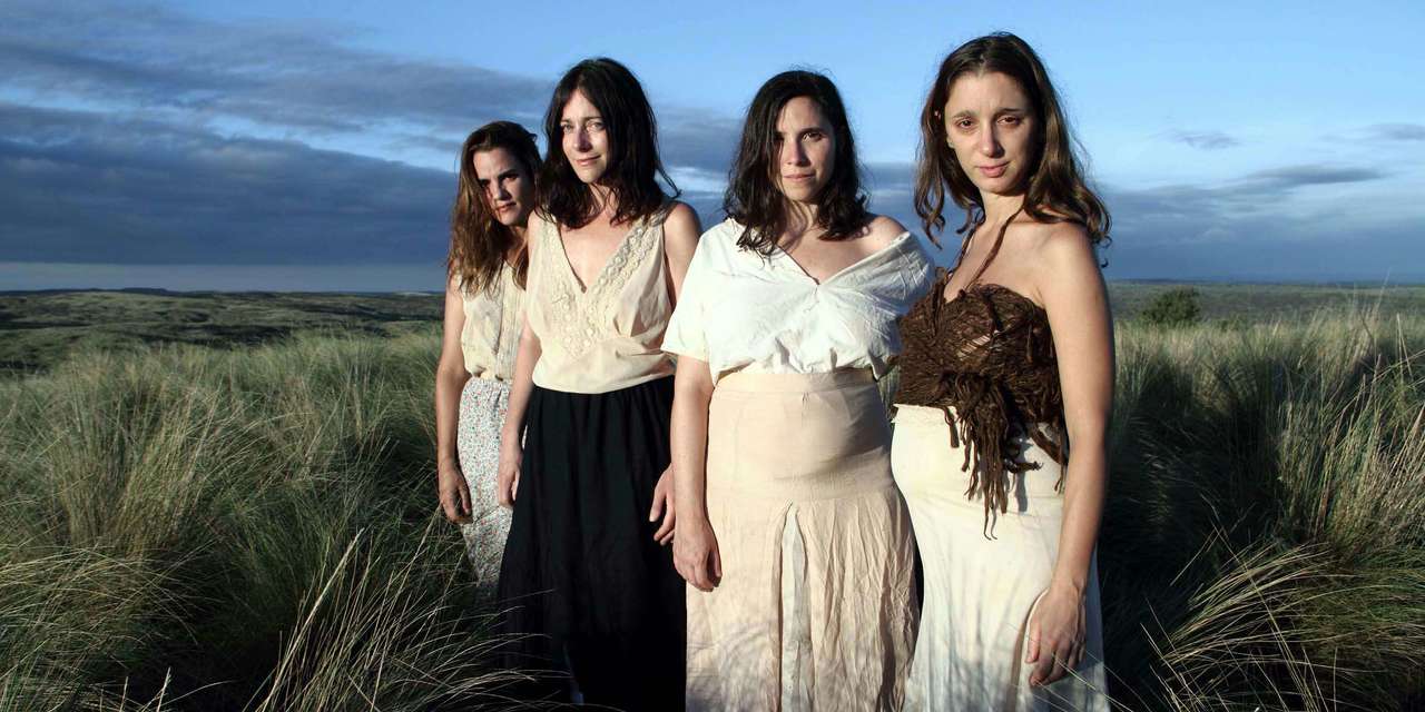 La Flor - Mariano Llinás