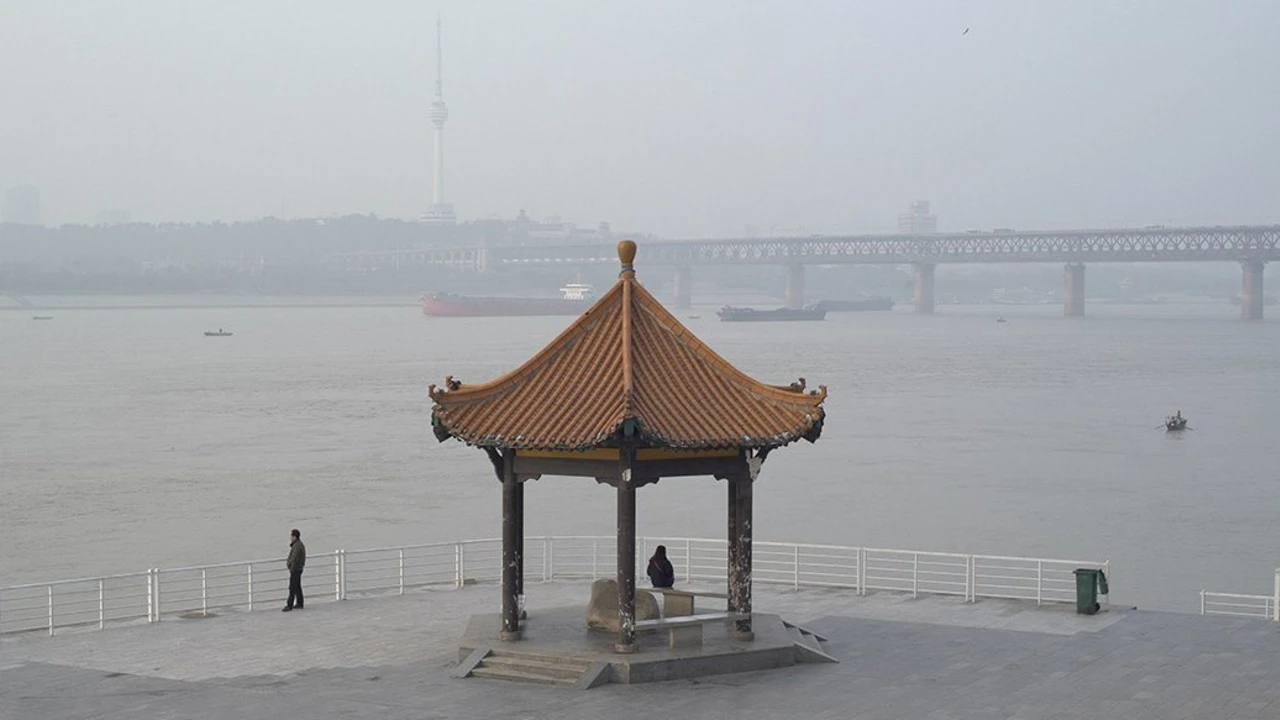A River Runs, Turns, Erases, Replaces - Zhu Shengze