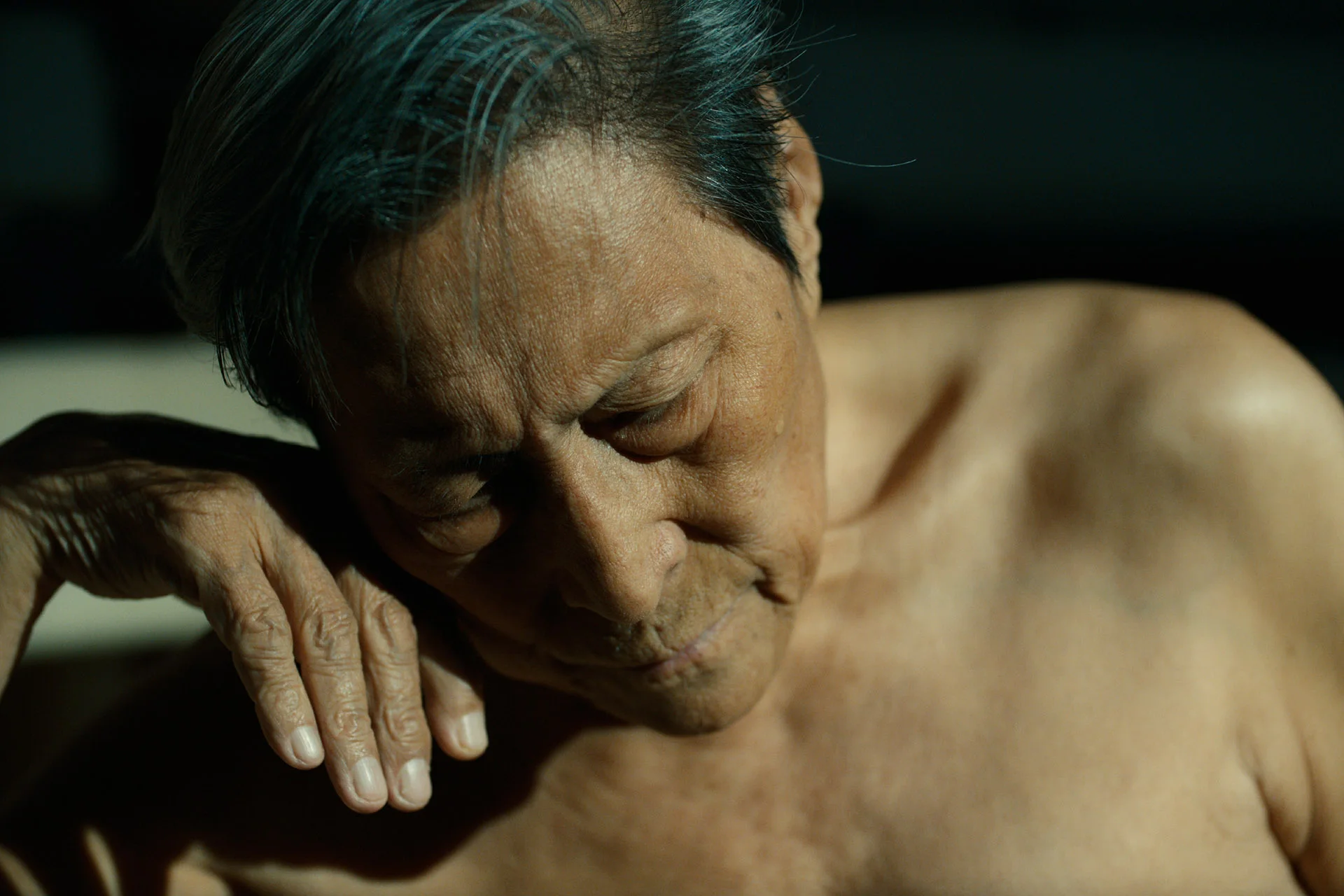 Man in Black - Wang Bing